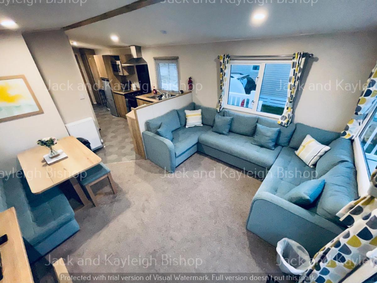 New Quay 3-Bedroom Holiday Home With Valley Views מראה חיצוני תמונה