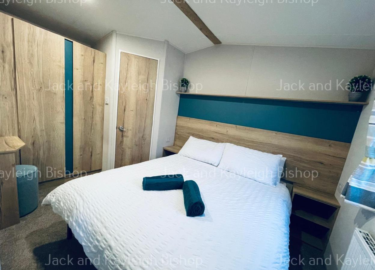 New Quay 3-Bedroom Holiday Home With Valley Views מראה חיצוני תמונה